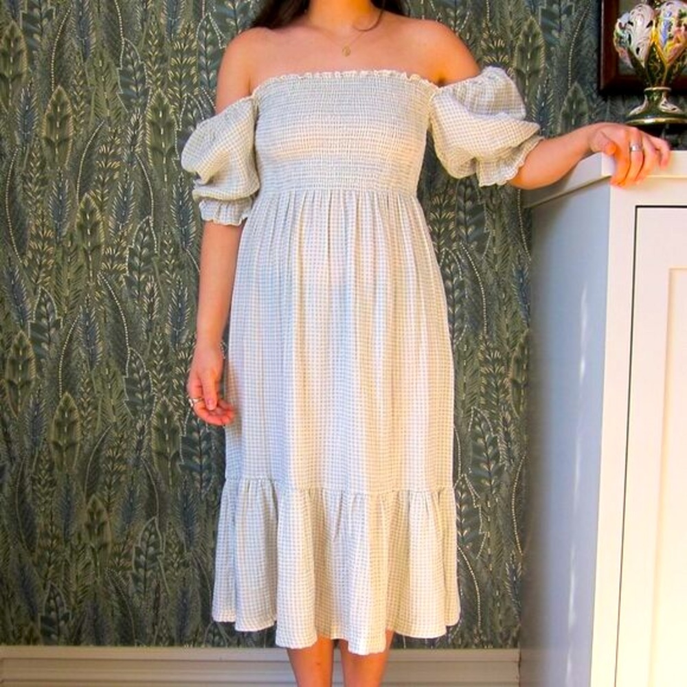 Nothing Fits But The… Midi Kiko dress in sage gingham. Size S/M